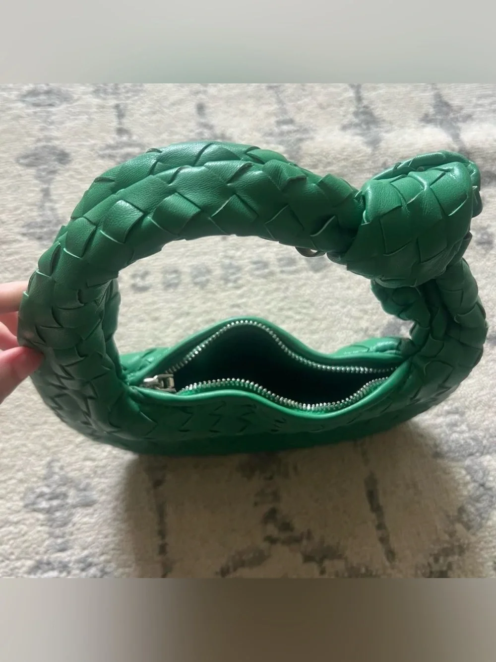 Woven Knot Handle Shoulder Bag - Green